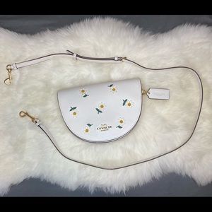 Coach Ellen Crossbody Bag Daisy Embroidery